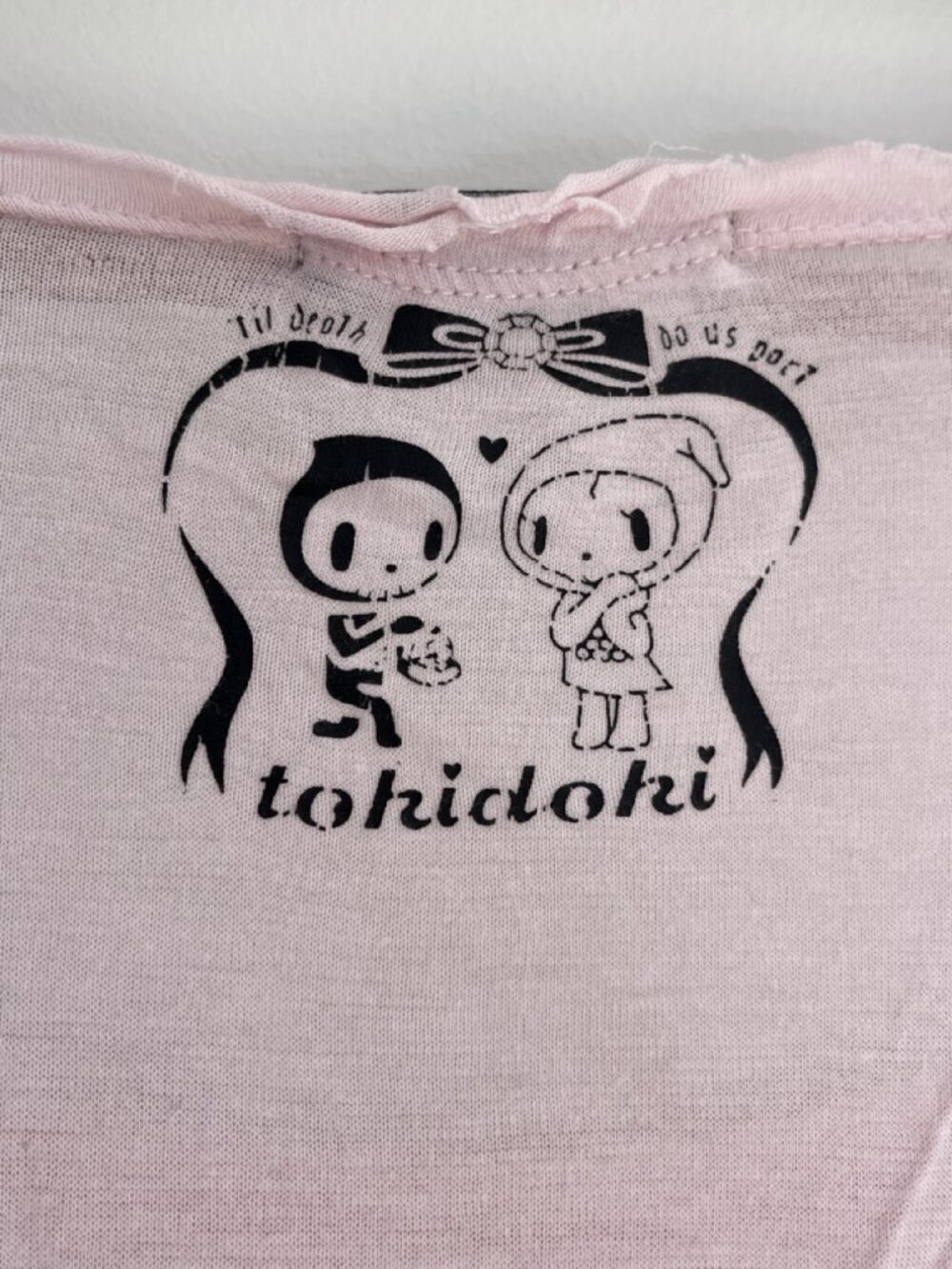 tokidoki Je T'aime Paris Graphic Tee Distressed Pink Size S Vintage - Picture 7 of 10